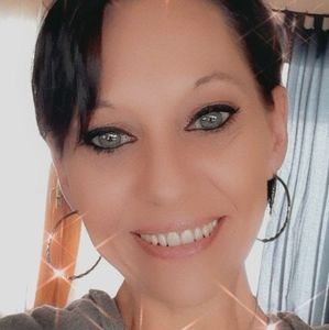 Meet your Posher, Rose